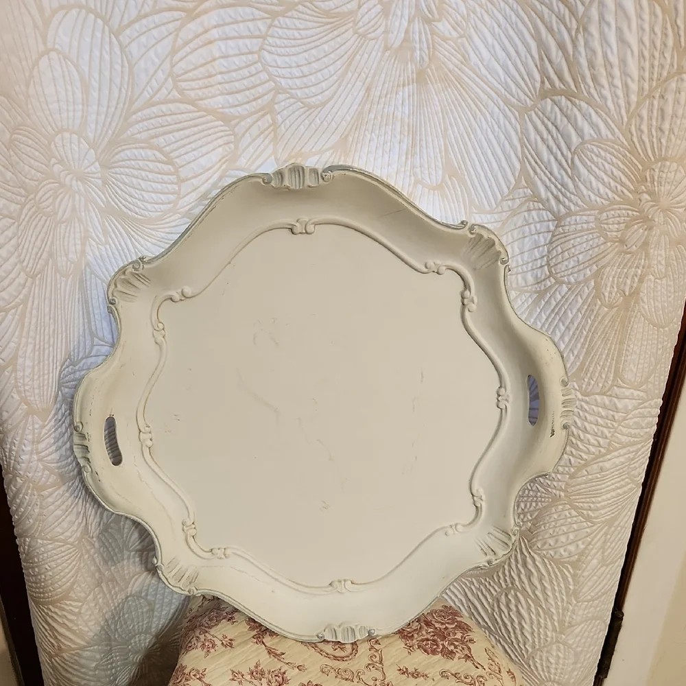 Lenox Swedish Lodge Wood Tray | Distressed Scalloped 19